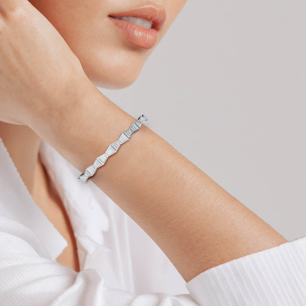 ENDLSS LOVE Bangle ~ Pavé Diamonds